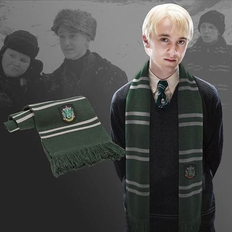 Hogwarts Cosplay, Slytherin Scarf, Harry Potter House Colors, Harry Potter Knitting, Slytherin Uniform, Ravenclaw Scarf, Hogwarts University, Harry Potter Kostüm, Slytherin Style