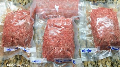 My Favorite FoodSaver Uses | RunAwayRice Food Saver Meals, Food Saver Ideas, Foodsaver Hacks, Foodsaver Ideas, Food Saver Hacks, Freezing Food Guide, Freezing Meat, Vacuum Sealing Food, Freeze Ahead Meals