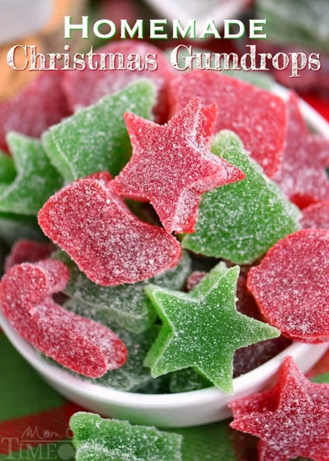 These Homemade Gumdrops are the perfect treat to make for friends and family during the holidays! Made with just a handful of ingredients - including applesauce - these gumdrops are sure to become a holiday tradition! A Christmas favorite with our family! // Mom On Timeout #Christmas #candy #recipe #gumdrop Christmas Gumdrops, Homemade Gumdrops, Gumdrop Recipe, Best Christmas Candy, Easy Dessert Recipes Christmas, Christmas Candy Homemade, Mom On Timeout, Home Made Christmas, Easy Candy Recipes