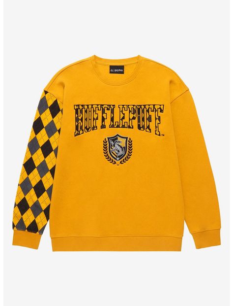 Wizarding World Fashion, Harry Potter Cardigan, Hufflepuff Outfit, Nike Hoodie Men, Hufflepuff House, Burgundy Hoodie, World Fashion, Grey Hoodie Men, Harry Potter Hufflepuff