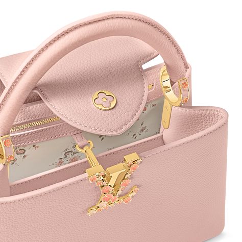 LOUIS VUITTON® - Capucines Mm - Blush Pretty Purses, Louis Vuitton Sac, Louis Vuitton Capucines, Luxury Bags Collection, Girly Bags, Fancy Bags, Handbag Heaven, Luxury Purses, Classic Bags