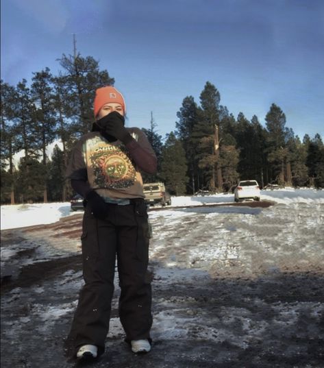 Arizona snowbowl | snow | snowboarding | snowing | burton | arbor | sublime | band t-shirt | snowboarding outfit Baggy Snowboard Outfit, Arizona Snowbowl, Snowboard Outfit, Sublime Band, Snow Aesthetic, Snowboarding Outfit, Vacation Pictures, Arbor, Snowboarding