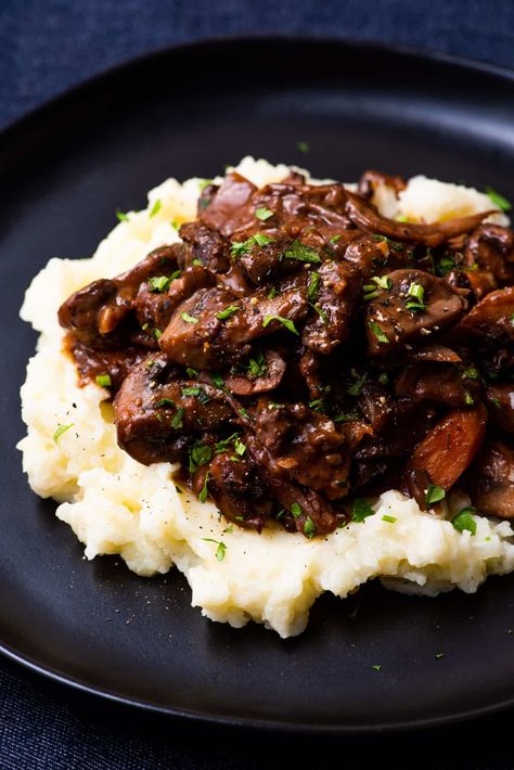 Vegan Mushroom Bourguignon, Celeriac Puree, Red Wine Beef Stew, Mushroom Bourguignon, Vegan Main Course, Vegetarian Main Course, Vata Dosha, Vegan Wraps, Vegan Mushroom