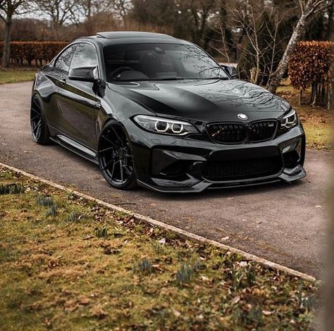 inematic 🎥 Owne Bmw Aesthetic Wallpaper, Aesthetic Bmw, Bmw And Mercedes, Bmw Aesthetic, M2 Bmw, Bike Wallpaper, Bmw Design, Bmw Black, Bmw Girl