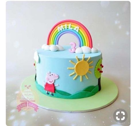 Peppa Pig Rainbow Cake, Bolo Da Peppa Pig, Peppa Pig Birthday Decorations, Peppa Pig Birthday Party Decorations, Greta Gris, Pig Cakes, Peppa Birthday, Peppa Pig Birthday Cake, Peppa Party