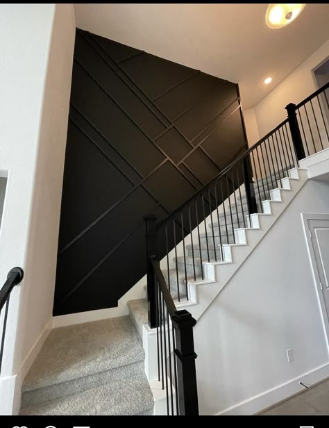 Black Accent Wall Design, Closed Staircase Ideas, Staircase Wall Decor, Race Against Time, Stair Wall, Decor Ideas Bedroom, Accent Walls In Living Room, Home Upgrades, Decor Home Living Room