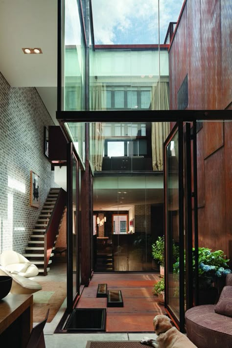 Inverted Warehouse / Townhouse | Dean/Wolf Architects | Archinect Glass Walls, Patio Interior, Design Del Prodotto, Style At Home, The Design Files, Home Fashion, Interior Architecture Design, My Dream Home, Design Interior