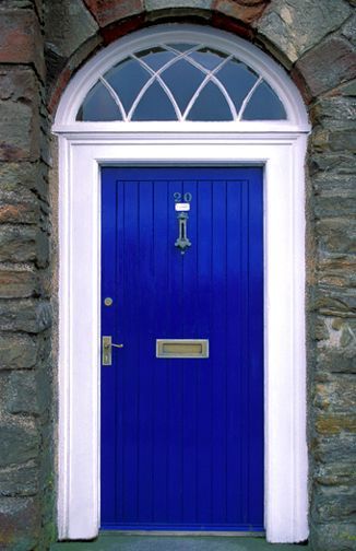 excited about my bright blue front door!  wish I knew the name of this color Bright Front Doors, Unique Front Doors, Diego Velazquez, Best Front Doors, Blue Front Door, Front Door Paint, Front Door Paint Colors, Blue Doors, Front Door Entryway