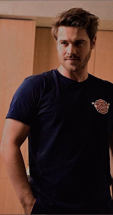 #station19 Jack Gibson, Grey Damon, Julie Benz, Hannah Grace, Flash Tv Series, Bloomington Indiana, Chad Michael Murray, A Christmas Carol, Tv Station