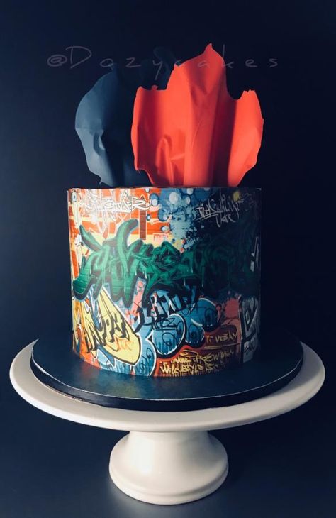 Pop Art Birthday Cake, Graffiti Cake Ideas, Graffiti Party Theme Birthday, Graffiti Birthday Cake, Grafitti Cake Ideas, Graffiti Cake Birthday Parties, Grace Chow, Graffiti Cake Topper, Graffiti Invitations Birthday