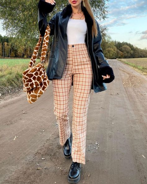 1461 Bex Dr Martens Outfit, 1461 Bex Dr Martens, 1461 Dr Martens Outfit, 1461 Dr Martens, Martens Outfit, Dr Martens Outfit, Outfit Pants, Shoes Socks, Shopping App