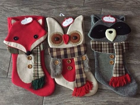 24 Ideas for Adorable Handmade Christmas Socks Make DIY creations for celebrating Christmas, like stockings. Check out our ideas on adorable handmade Christmas stockings. Aesthetic Christmas Stocking, Woodland Animal Christmas, Kids Christmas Stocking, Christmas Stocking Hangers, Stocking Ideas, Silver Christmas Decorations, Christmas Stockings Diy, Christmas Stocking Pattern, Handmade Stocking