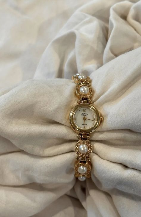 Antique Watches Women, 1900 Jewelry, 00s Mode, Dope Jewelry Accessories, Vintage Watches Women, Watch Jewelry, Dope Jewelry, Classy Jewelry, Jewelry Essentials