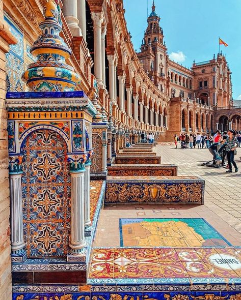 Andalucia Aesthetic, Seville Aesthetic, Plaza De Espana Seville, Classroom Aesthetic, 2024 Travel, Places In Spain, Andalucia Spain, Andalusia Spain, Beautiful Sights