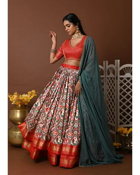 Patola Lehenga Blouse Design, Patola Lehanga, Patola Lehenga, Ikat Lehenga, Kalamkari Lehenga, Blouse Tops Designs, Lehenga Saree Design, Half Saree Lehenga, Indian Outfits Lehenga