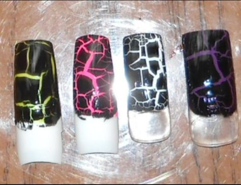 Crackle nail polish! :) Polish Pattern, Crackle Nail Polish, Crackle Nails, Paint Nail, Crackle Painting, Swag Nails, Diy Nails, Voss Bottle, I Shop