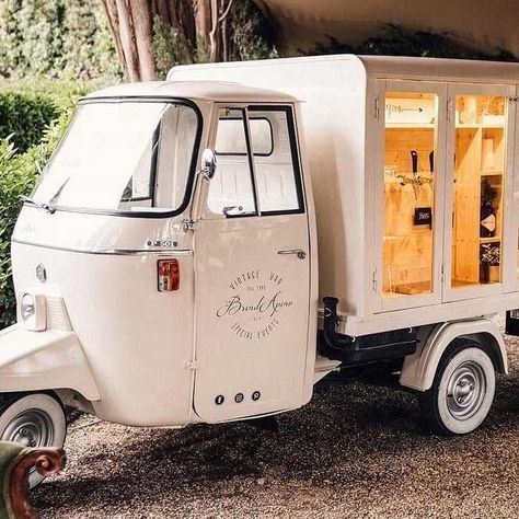 Prosecco Van, Mobile Cocktail Bar, Prosecco Bar, Mobile Coffee Shop, Mobile Wedding, Sweet Carts, Piaggio Ape, Wedding Drinks, Container Bar