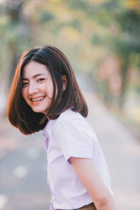 Short Hair Dont Care, Pretty Short Hair, Bob Hairstyles For Thick, Asian Short Hair, Shot Hair Styles, Haircuts For Medium Hair, Haircuts Straight Hair, Girl Short Hair, Short Hair Haircuts