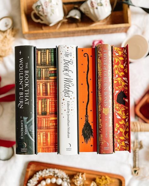 All Posts • Instagram Cozy Romance, Books Cozy, Special Edition Books, Autumn Books, Fall Reading List, Hygge Book, Fall Mood Board, Reading Aesthetic, Fall Reading