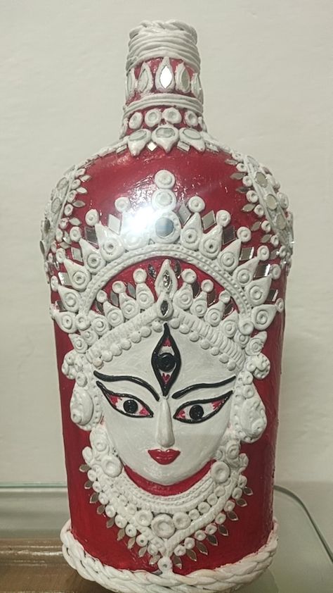 Durga Bottle Art, Ammavaru Decoration, Wine Bottles In The Garden, Wine Bottle Crafts With Lights, Bottles In The Garden, Crafts With Lights, Easy Watercolor Ideas, Lippon Art, Diy Sculpture