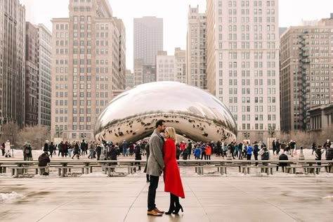 Downtown Chicago Couple Pictures, Chicago Bean Pictures Ideas Couple, Couple In Chicago, The Bean Chicago Poses, Chicago Couple Pictures, Winter Engagement Photos Snow, Chicago Photoshoot, Winter Engagement Photos Outfits, Chicago Bean