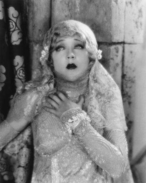 Explore tanimara1's photos on Flickr. tanimara1 has uploaded 973 photos to Flickr. Mae Murray, Ziegfeld Follies, Ziegfeld Girls, Silent Film Stars, Vintage Blog, Silent Movie, Bride Photo, Film Producer, Silent Film