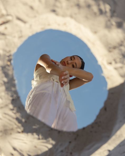 ☁️ dancer: @lina_dancer19 creative direction & photography: @nataliereyphotography Dance Nature Photoshoot, Nature Photoshoot, Creative Direction, Dancer, Photography, Nature