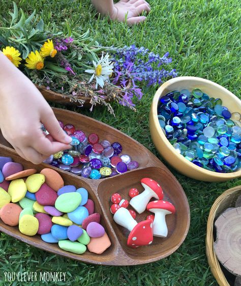 Kids Fairy Garden, Garden Art Diy Easy, Fairy Garden Birthday Party, Fairy Garden Furniture, Fairy Garden Party, Fairy Garden Crafts, Garden Party Birthday, Fairy Birthday Party, Invitation To Play