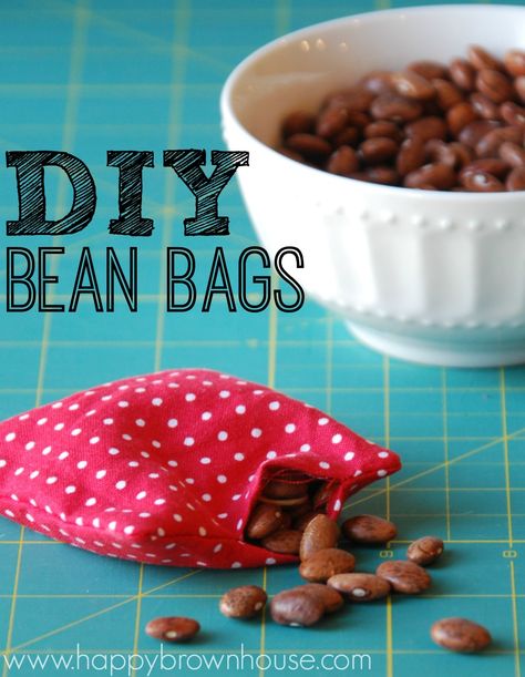 Sewing Bean Bags, Bean Bags Diy, How To Make A Bean Bag, How To Make Beans, Teacher Diy, Diy Bean Bag, Diy Party Games, Homemade Beans, Tutorial Sewing