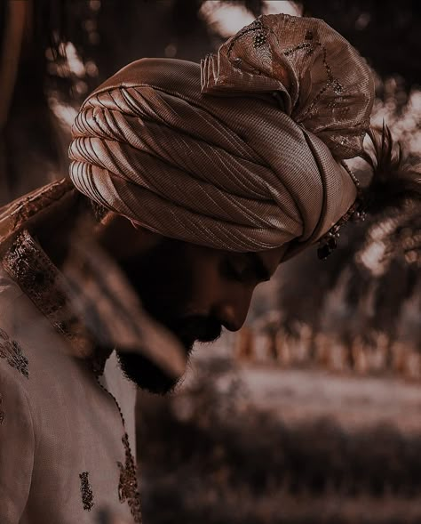 Warrior King Aesthetic, Indian Royal Aesthetic Male, Indian Royalty Aesthetic Male, Indian King Aesthetic, King Outfit Royal Aesthetic, Royal King Aesthetic, Indian Prince Aesthetic, Royal Aesthetic Male, Indian Man Aesthetic