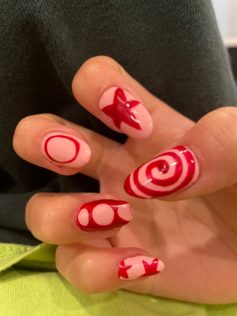 Red Grunge Nails, Weirdcore Nails, Nails Drawing Ideas, Star Swirl, Red Grunge, Swirl Nails, Band Nails, Mens Nails, Hippie Nails