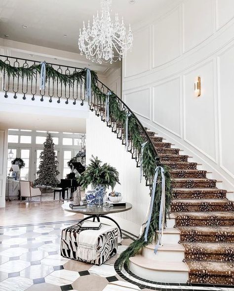 Rachel Parcell on Instagram: "From the halls to the hearths, consider Winter Wonder, *landed* ❄️ #rphome" Rachel Parcell Instagram, Christmas Foyer Decor, Christmas Foyer, Decorating Rules, Christmas Entry, Alice Lane Home, Alice Lane, Painted Wood Floors, Rachel Parcell