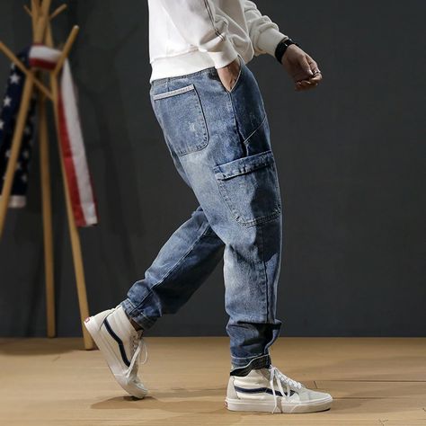 Japanese Fashion Men, Joggers Men Outfit, Cargo Jeans Men, Denim Cargos, Denim Jeans Ideas, Joggers Jeans, Hip Hop Joggers, Japanese Mens Fashion, Tactical Cargo Pants