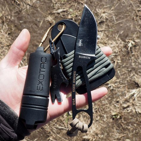 Esee Izula, Kydex Sheath, Bushcraft Camping, Bug Out Bag, Kydex, Bushcraft, Diy Projects, Camping, Quick Saves