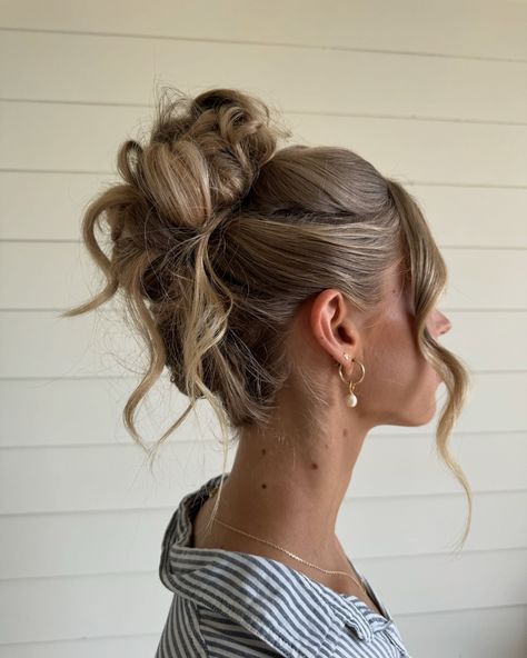 Rehearsal Dinner Hair, Dinner Hair, Guest Hairstyles, Wedding Day Hair, Wedding Guest Hairstyles, Wedding Rehearsal, Dream Hair, Rehearsal Dinner, Rehearsal Dinners