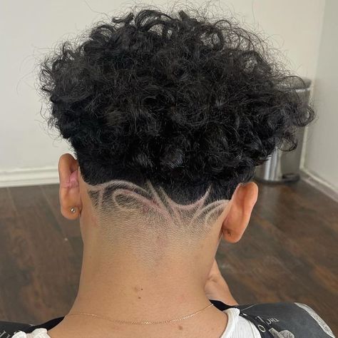 Back Taper Design Haircut, Fluffy Edgar, Edgar Cut, Undercut Hair Designs, Taper Fade Short Hair, Haircut Designs For Men, Fade Haircut Designs, Hair Designs For Men, Taper Fade Curly Hair