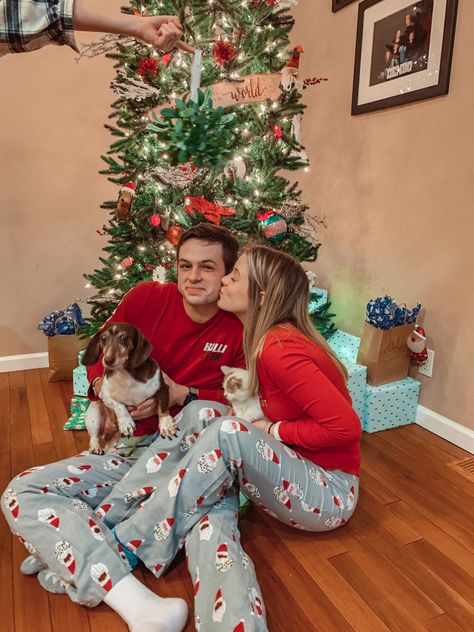 Cute Couple Christmas Pajamas Pictures, Couples Christmas Pjs Photoshoot, Couples Pjs Christmas, Boyfriend And Girlfriend Christmas Pic, Cute Christmas Pics With Boyfriend, Christmas Pjs Couple Pictures, Christmas Pyjamas Photoshoot, Christmas Couple Pictures Pajamas, Matching Pjs For Couples Christmas