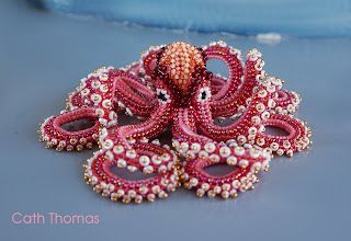 Beaded Octopus, Bead Lizard, Seed Beading, Diamond Weave, Mermaid Dolls, Cord Ends, Beaded Wraps, Beaded Animals, Mermaid Tail