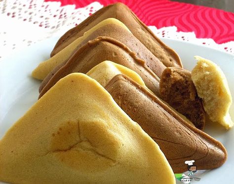 Cake in a Sandwich Toaster / Maker, nigerian cake, Sandwich maker pillow cake, sandwich maker recipes, sandwich toaster recpes Toaster Recipes, Nigerian Cake, Nigerian Food Recipes, Nigerian Foods, Sandwich Maker Recipes, Mini Pie Maker, Pie Iron Recipes, Pillow Cake, Baking Chart