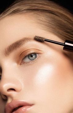 Brow Content, Glitter Eyebrows, Clear Eyebrow Gel, Hourglass Makeup, Eyebrow Shapes, Full Eyebrows, Tweezing Eyebrows, Arch Brows, Threading Eyebrows