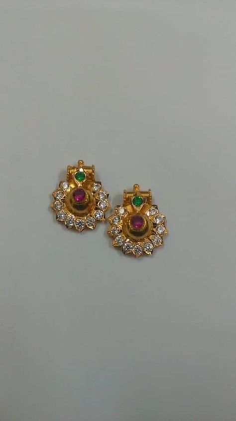 Thali Bottu Designs Gold, Pusthelu Designs Gold Latest, Pustelu Designs Gold, Thali Bottu Designs, Pusthelu Designs Gold, Pustelu Designs, Mugappu Design, Thali Design, Gold Lockets