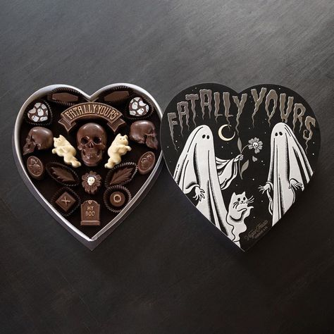 Halloween Feast, Spooky Food, Specific Person, Halloween Chocolate, My Funny Valentine, Heart Box, Valentine Treats, Vegan Treats, Chocolate Box