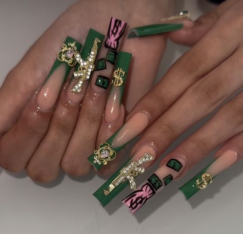 Money Bag Nails, 21st Birthday Nails Acrylic, Gangster Nails, Rich Nails, Nails Acrylic Simple, 21st Birthday Nails, Bandana Nails, Fall Baddie, Money Nails