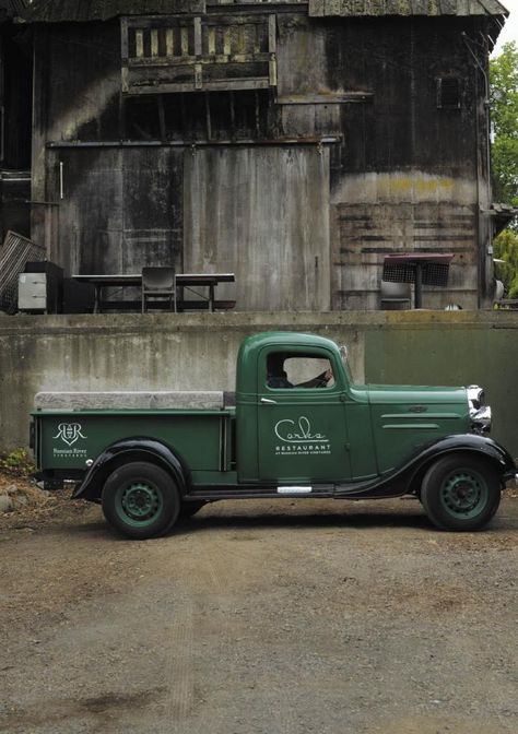 Truck Lust in Sonoma County: 10 Perfect Pickups | Sonoma Magazine #truck #vintage #green Afternoon Drive, Vintage Pickup, Vintage Pickup Trucks, Auto Retro, Old Pickup, Old Pickup Trucks, Truck Yeah, Pretty Cars, Man Up