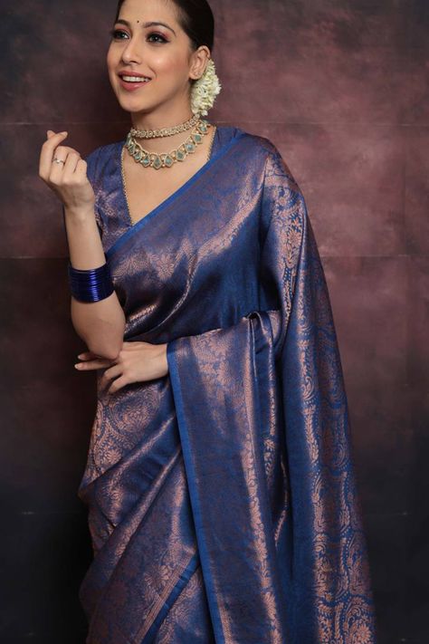 Pattu Sarees Wedding, Blue Color Saree, Brocade Blouse, Brocade Blouses, Indian Bridal Dress, Western Outfits Women, Pure Silk Saree, Blue Saree, Banarasi Saree