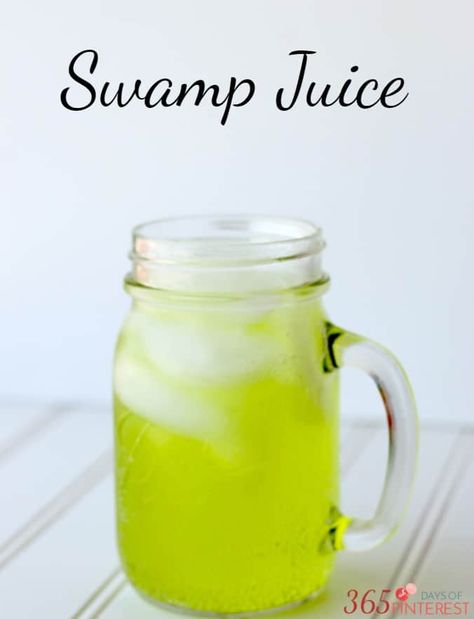 Swamp juice Swamp Juice, Dinosaur Day, Frog Food, Swamp Water, Nature Camp, Disney Dishes, Disney Dinner, Food Activities, Home Simple