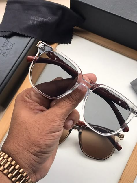 Man Fashion 2023, Trending Sun Glasses, Stylish Glasses For Men, Best Mens Sunglasses, Man Fashion Style, Mens Eye Glasses, Glasses Frames Trendy, Classy Glasses, Mens Glasses Fashion