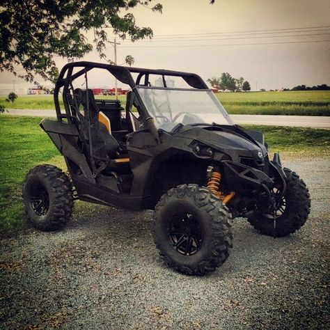 Can-am maverick plastidip utv side by side black and yellow Razor Side By Side, Go Karts, 4 Wheelers, Four Wheelers, 4 Wheeler, Big Boy Toys, Atv Quads, Dune Buggy, Electric Vehicles