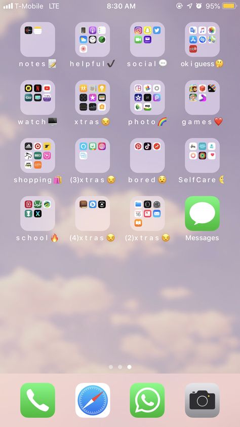 Cool Ways To Organize Your Apps Phones, Organized Aesthetic Wallpaper, Cute Iphone Organization, Organizing Phone Apps, How To Make Your Phone Aesthetic, Organizing My Phone, Organize Apps, Organize Apps On Iphone, App Organization