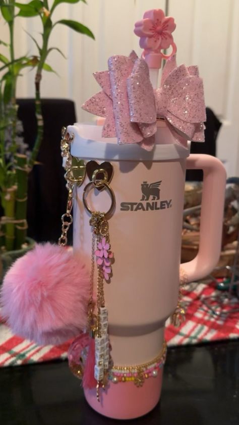 Decorating Stanley Cup, Pink Stanley Cup Accessories, Cute Stanley Accessories, Stanley Cup Decorations, Stanley Cup Aesthetic Decorated, Stanley Decorations, Pink Stanley Cup Aesthetic, Stanley Cup Accessories Ideas, Cute Stanley Cups